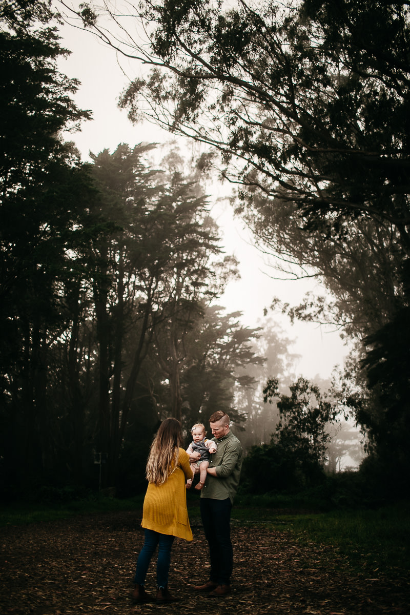 mt-davidson-foggy-family-session-33