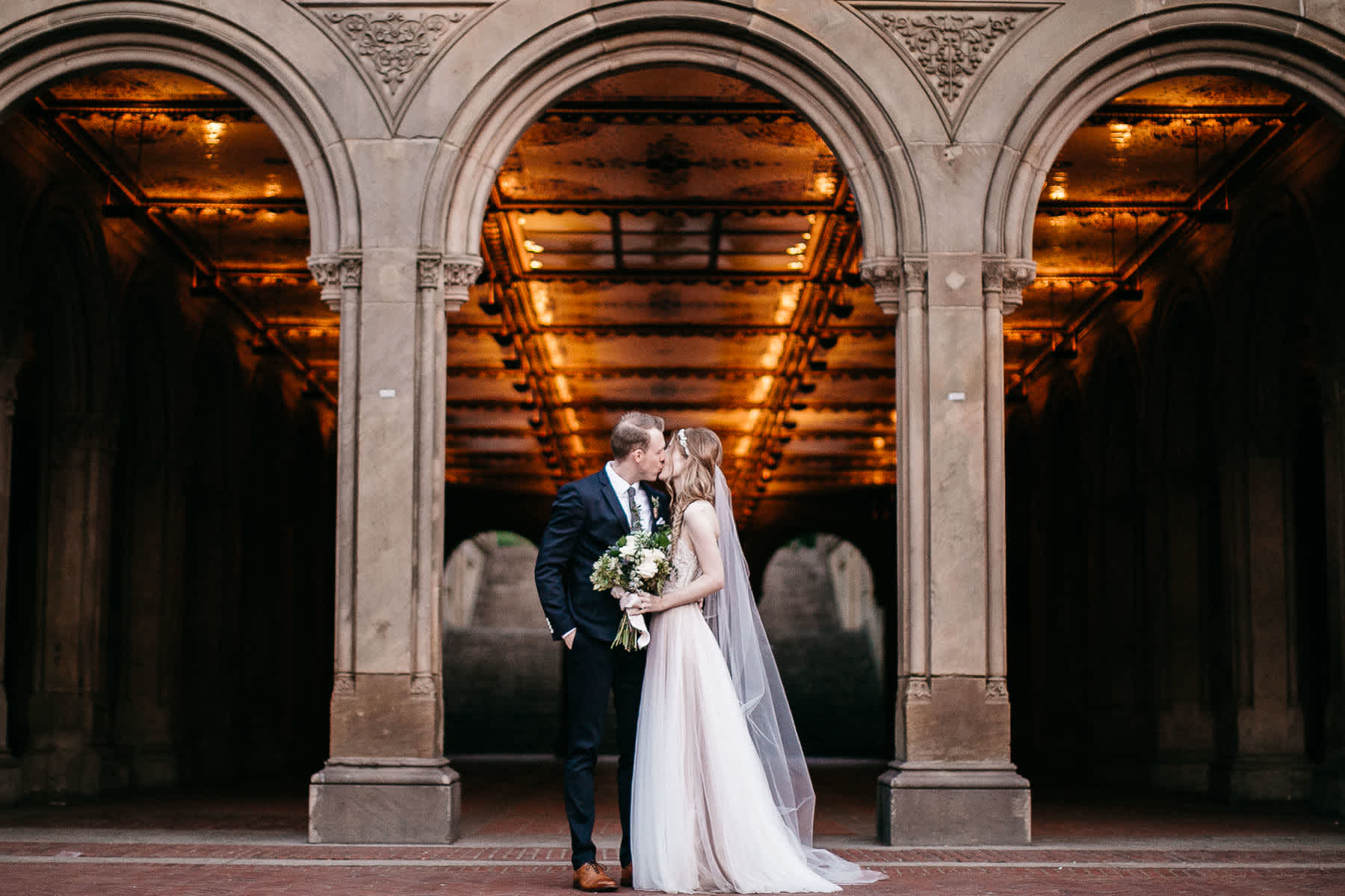 nyc-bhldn-stylized-brooklyn-bridge-elopement-77