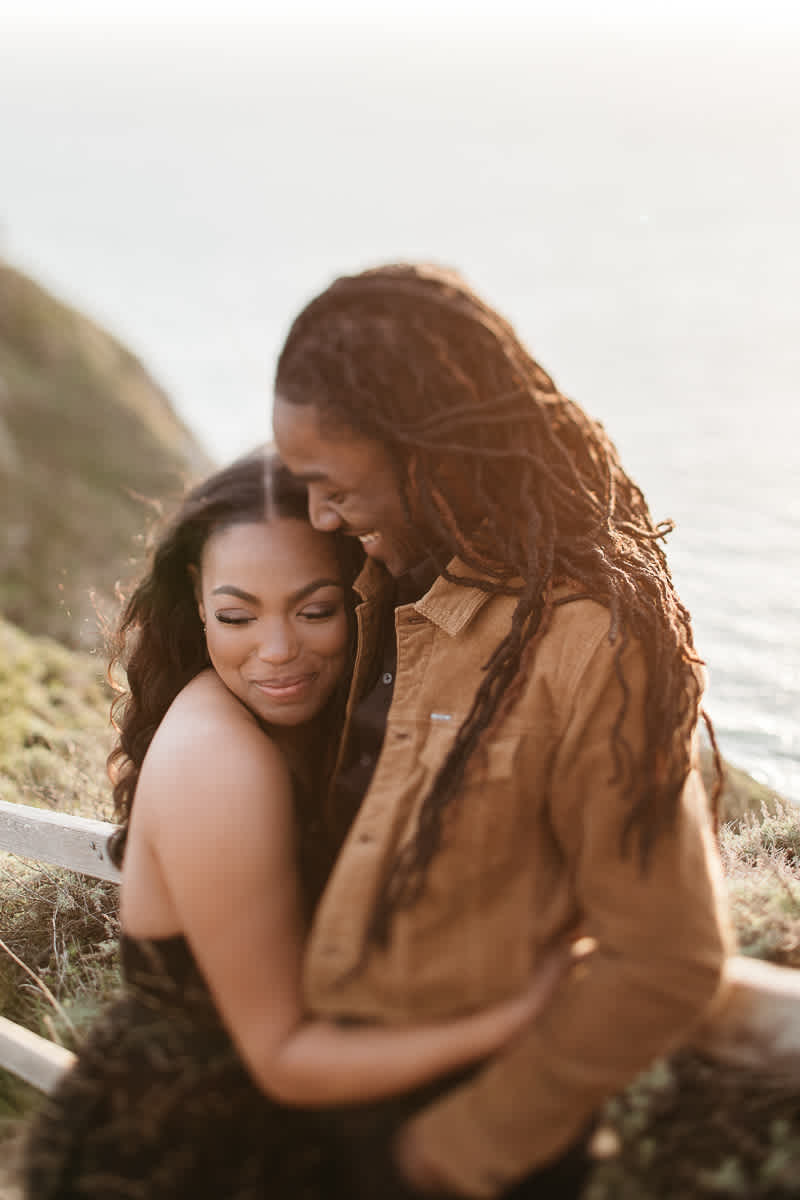 muir-beach-ca-spring-lifestyle-engagement-session-24