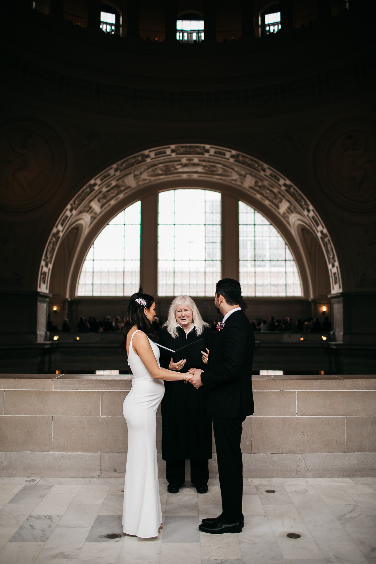 san-francisco-city-hall-gloomy-elopement-simple-wedding-15