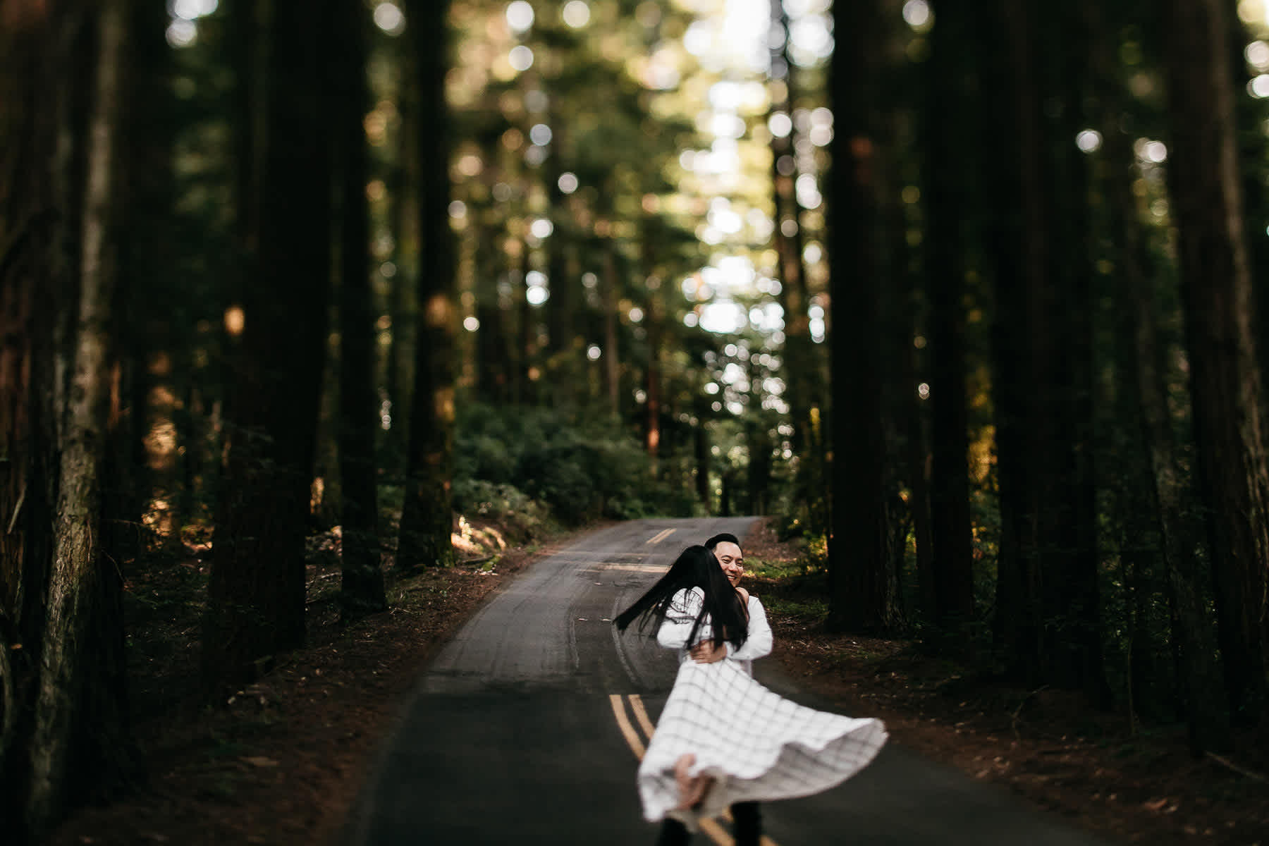 stinson-beach-muir-woods-sf-fun-quirky-engagement-session-14