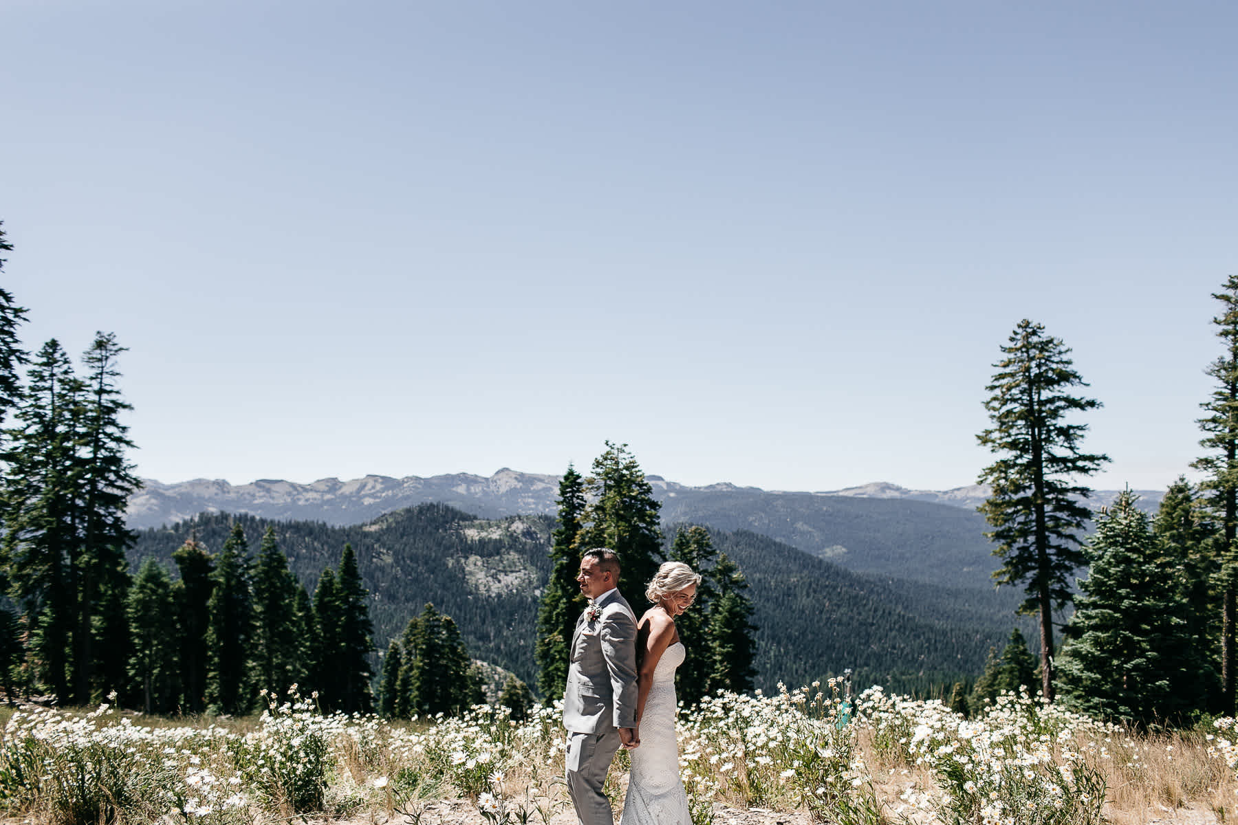 zephyr-lodge-summer-mountain-top-wedding-49