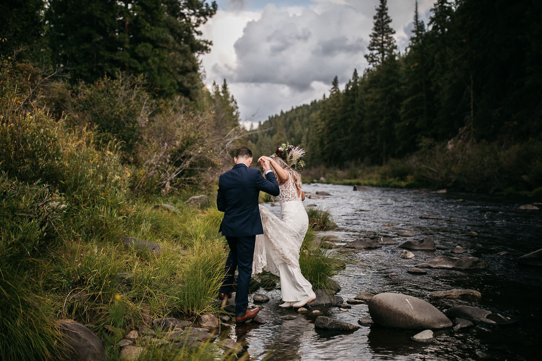 twenty-mile-house-fall-rainy-wedding-66