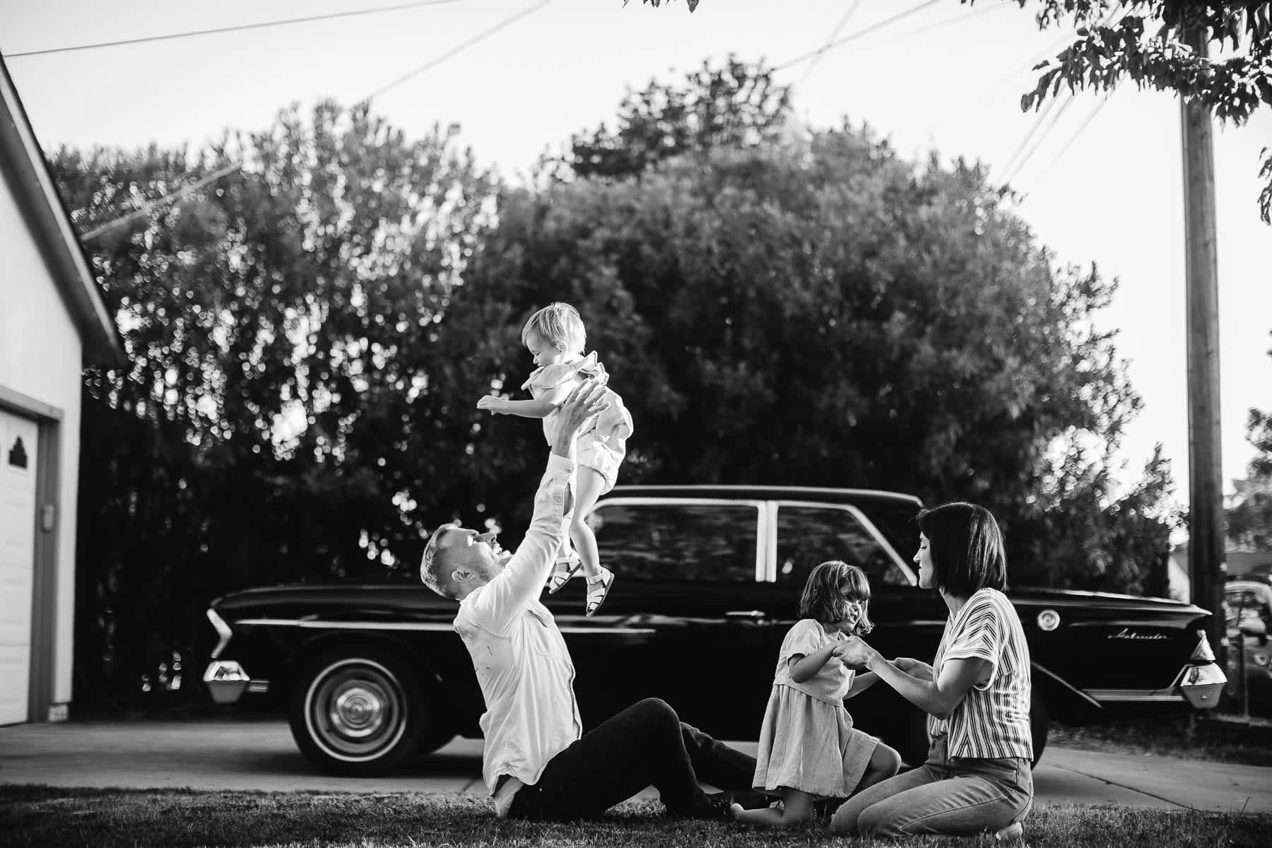 lime-ridge-concord-mustard-flower-vintage-car-lifestyle-family-session-7