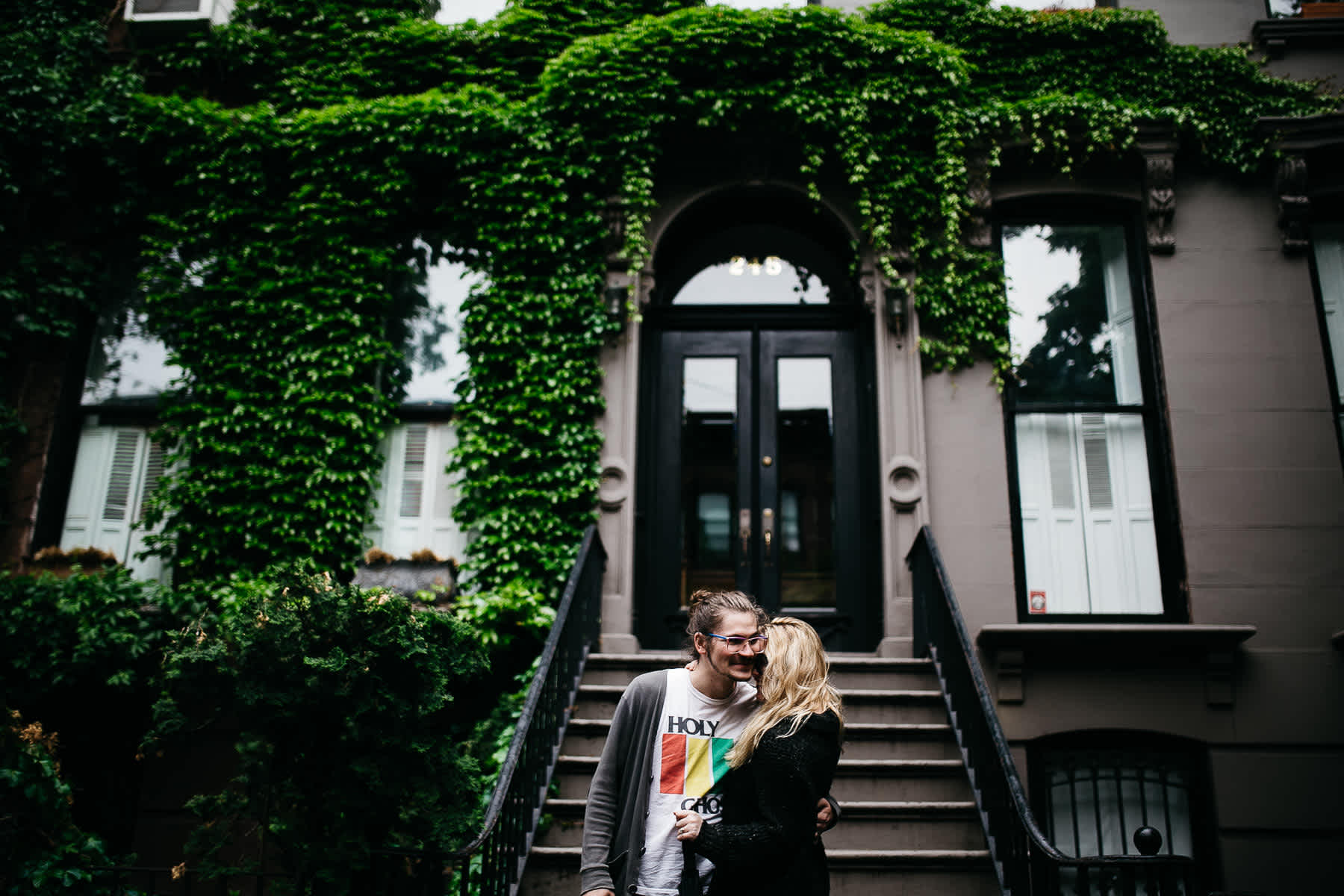 brooklyn-nyc-street-lifestyle-couple-session-47