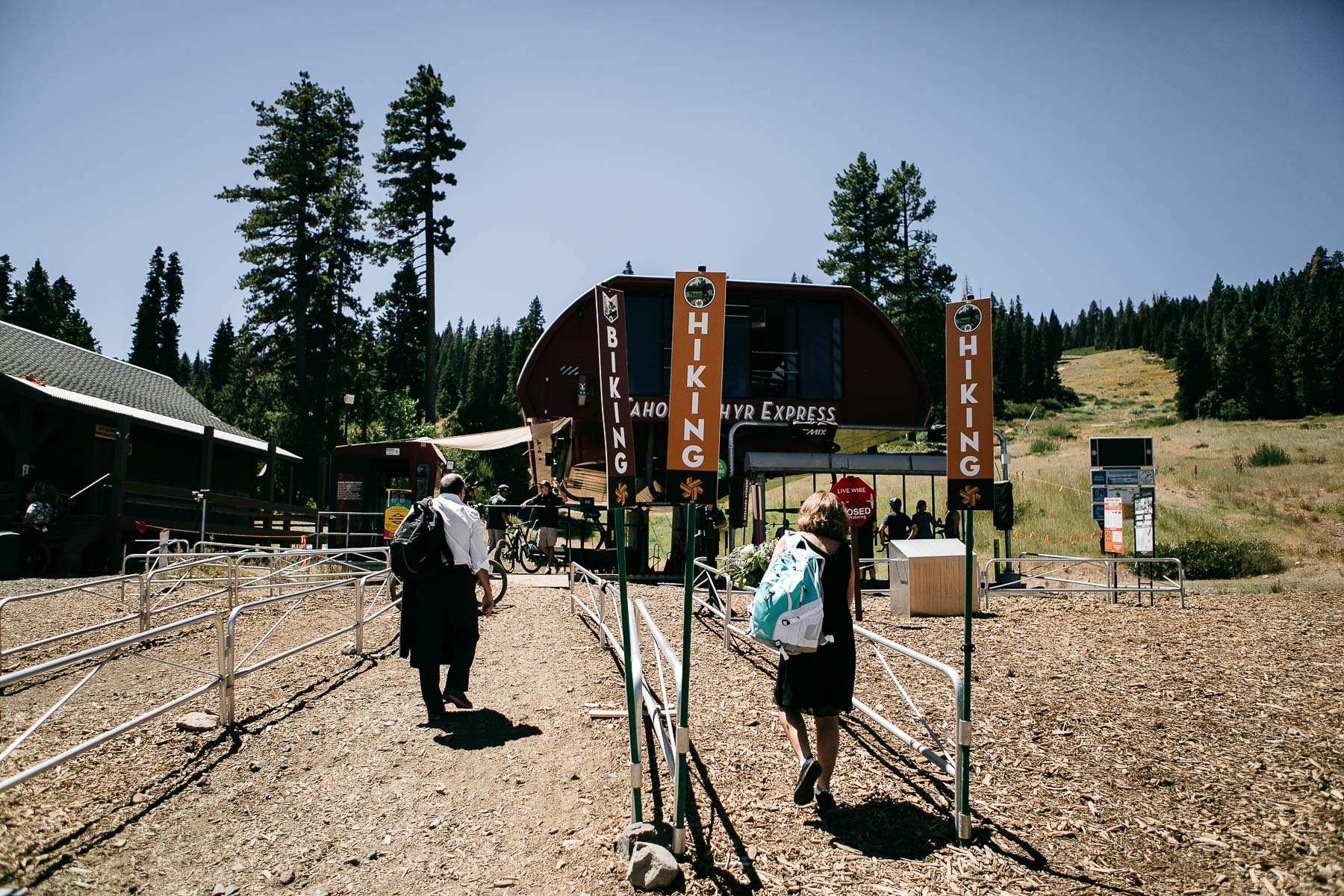 zephyr-lodge-summer-mountain-top-wedding-35