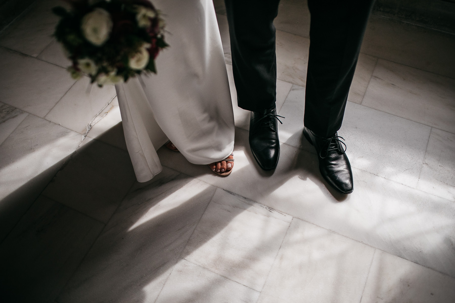 san-francisco-city-hall-gloomy-elopement-simple-wedding-27