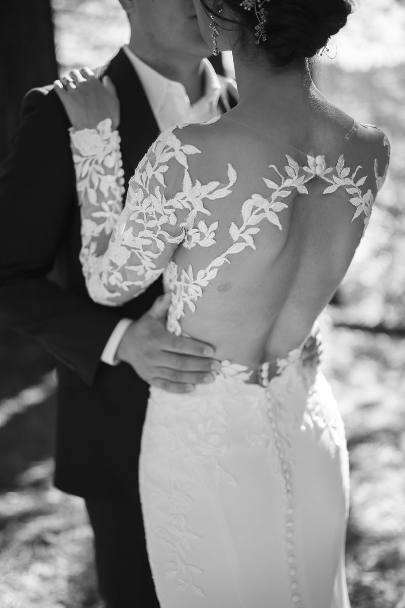 Stavrand-Russian-River-intimate-fall-wedding-31