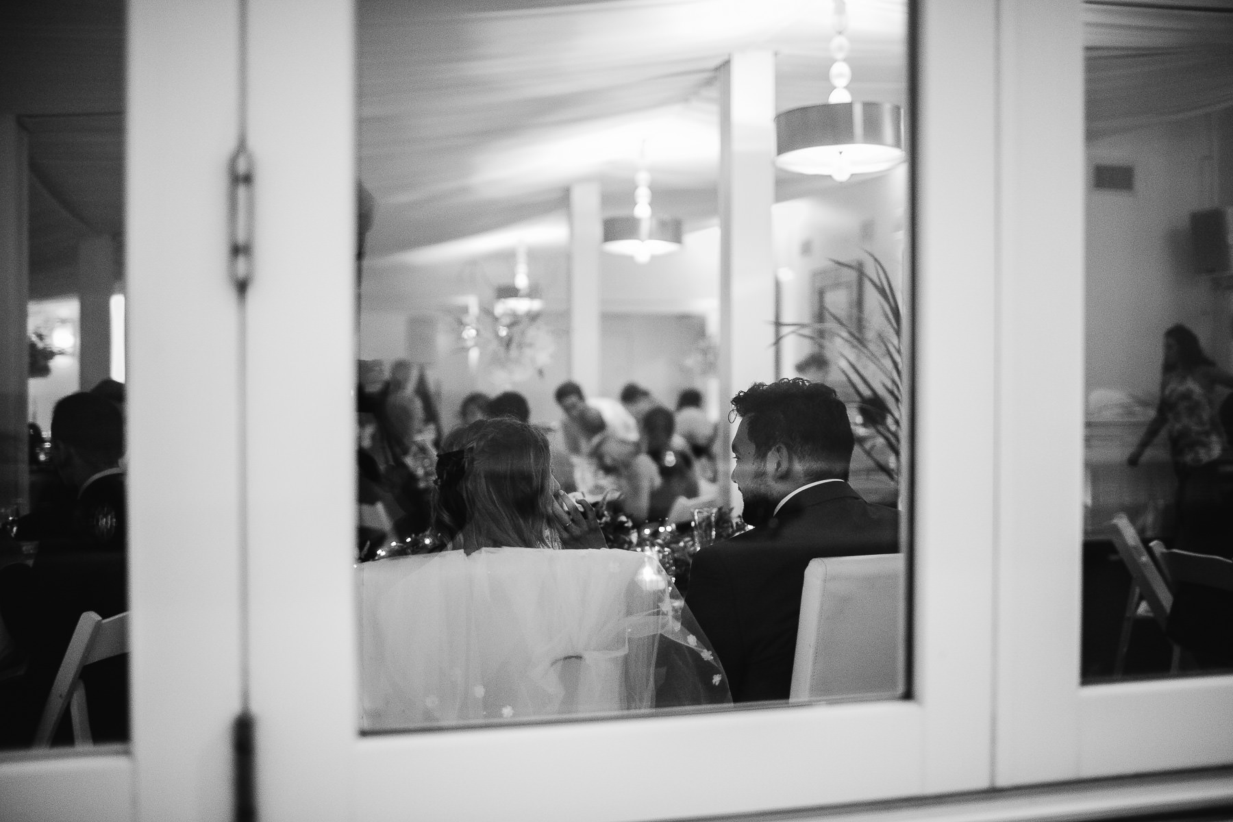 malibu-gloomy-summer-romantic-wedding-91