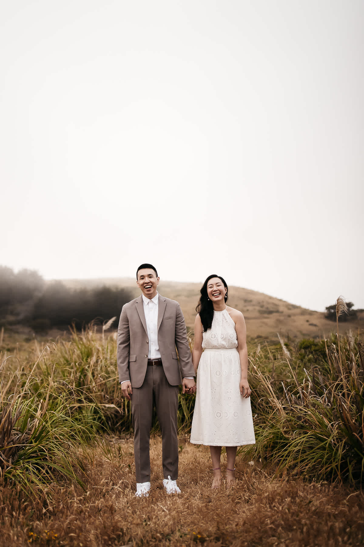 redwoods-coastal-pampas-grass-lifestyle-engagement-session-with-pups-25
