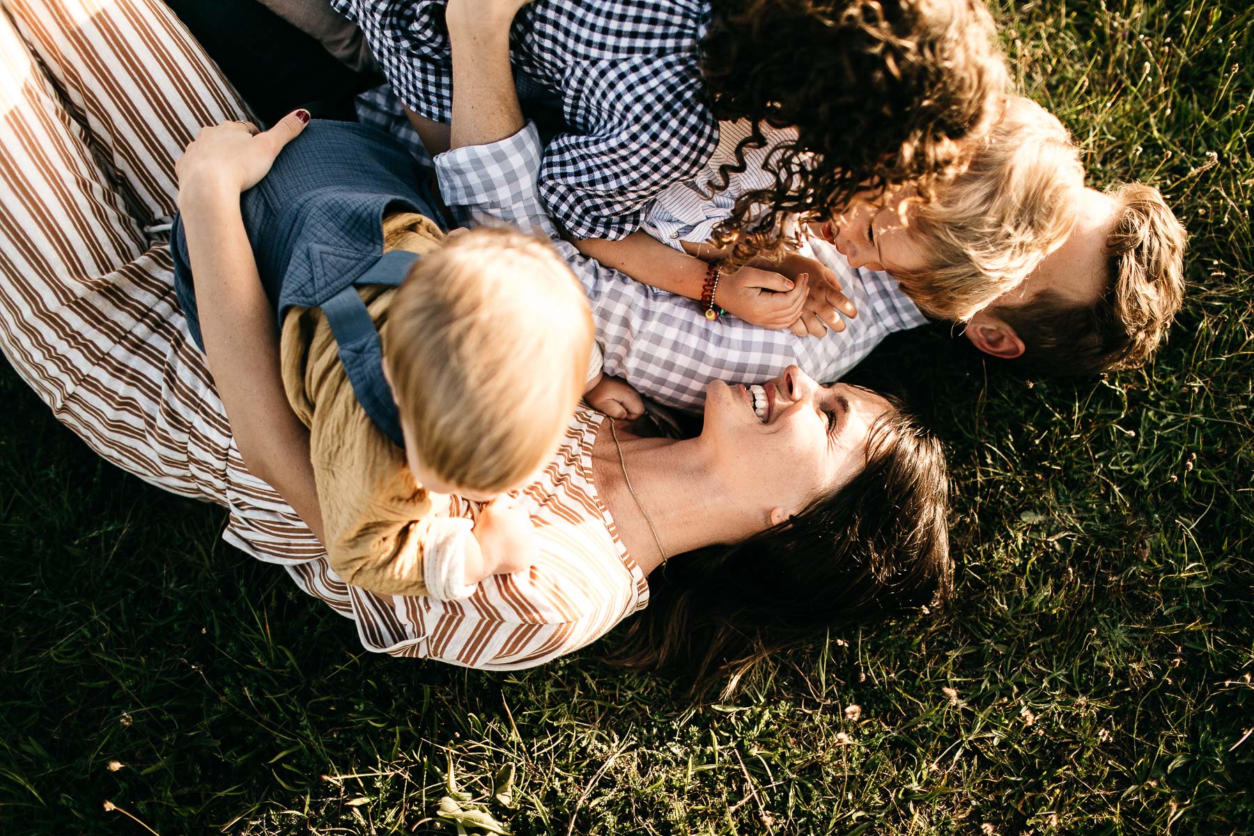 rodeo-beach-california-hills-lifestyle-family-session-23
