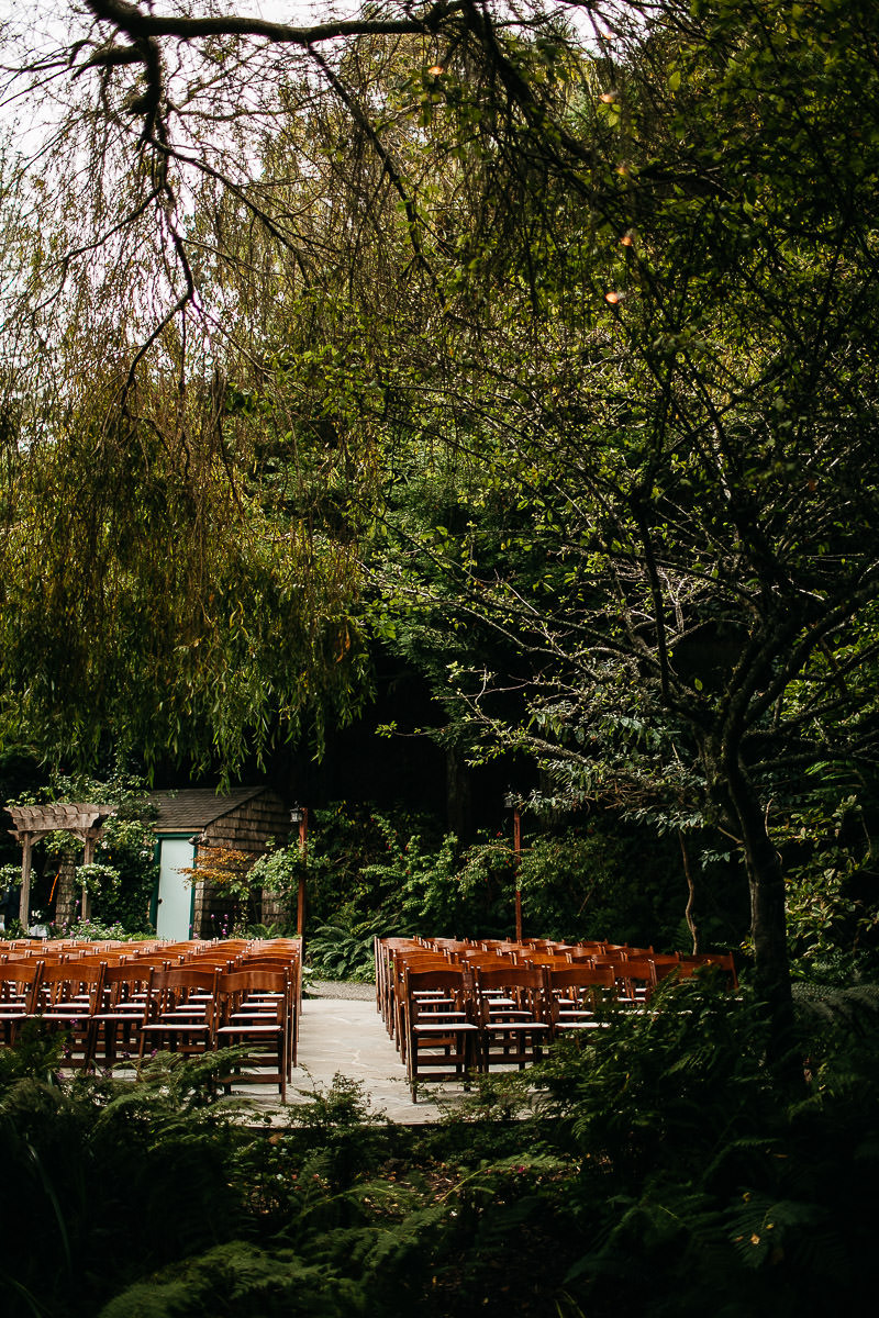 bodega-bay-secret-garden-gloomy-fall-wedding-48