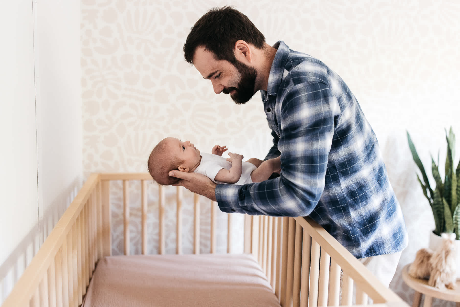mountain-view-in-home-lifestyle-newborn-session-4