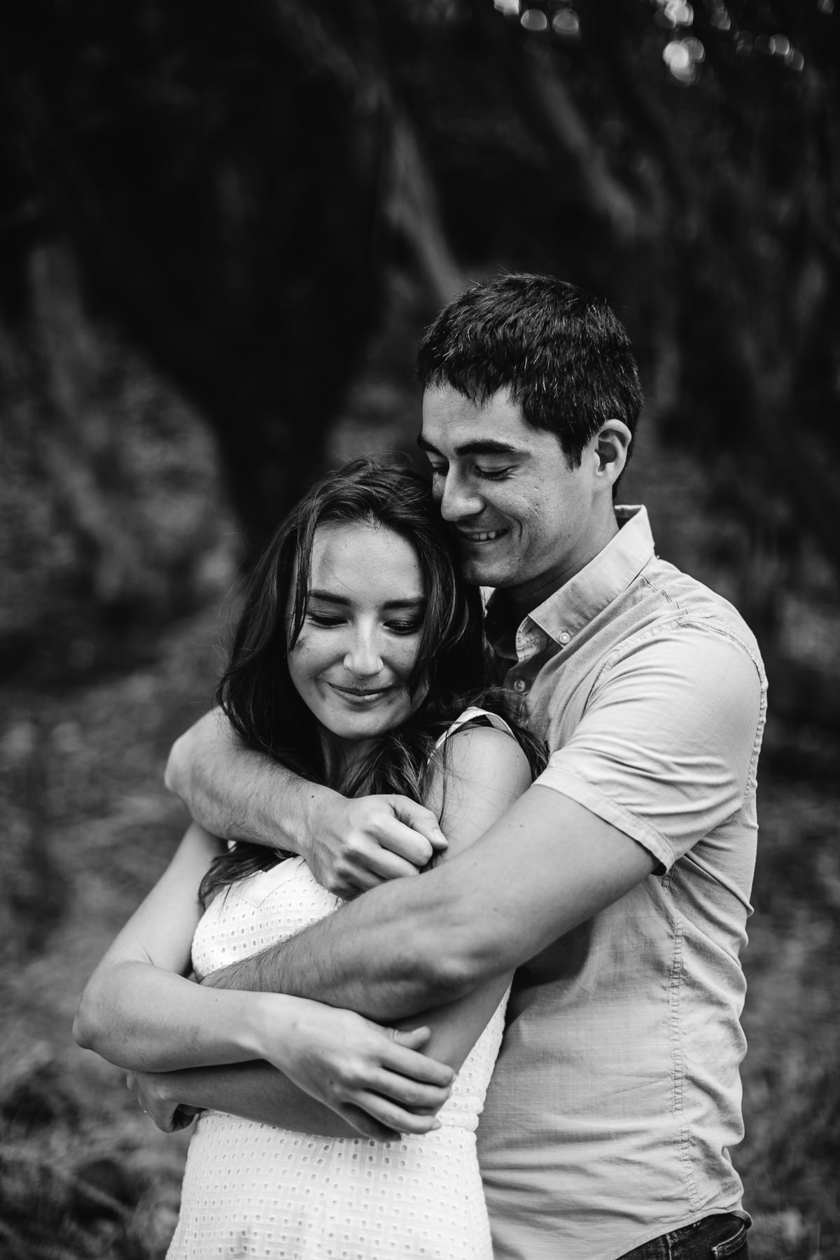 fort-funston-foggy-fun-beach-water-engagement-session-3