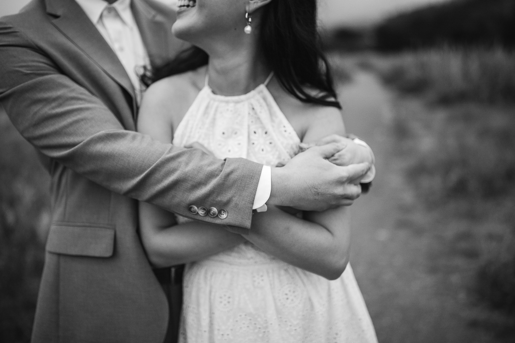 redwoods-coastal-pampas-grass-lifestyle-engagement-session-with-pups-53