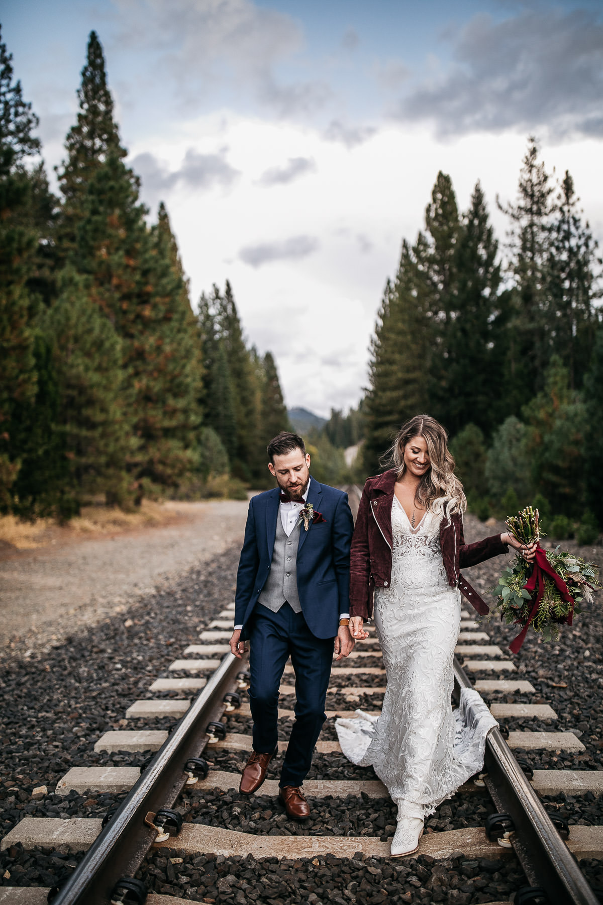 twenty-mile-house-fall-rainy-wedding-72