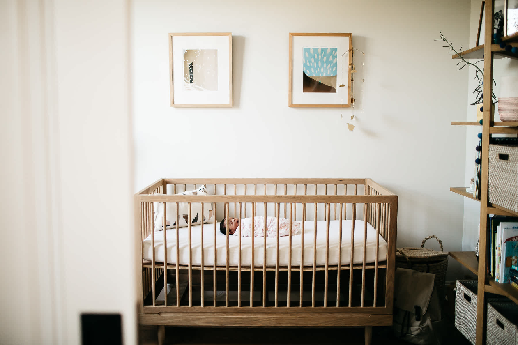 san-francisco-in-home-lifestyle-newborn-session-16