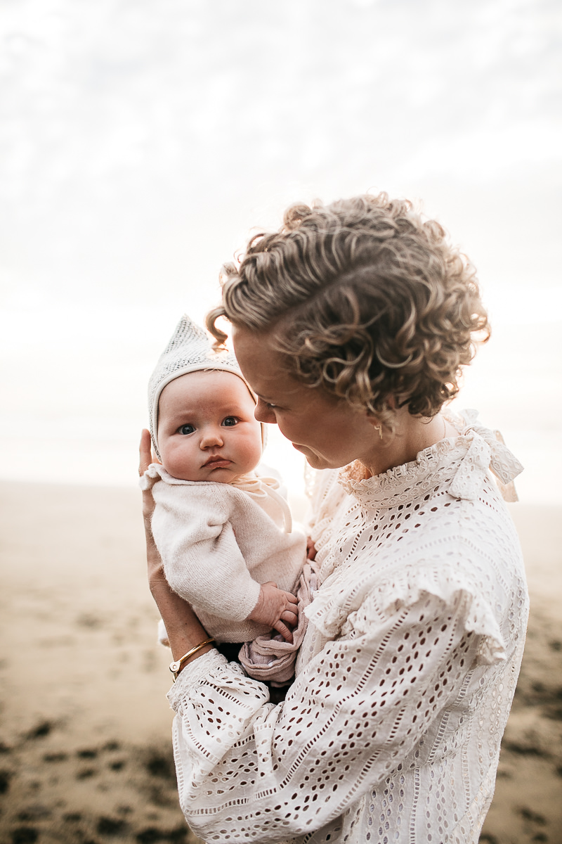 cloudy-fort-funston-winter-lifestyle-family-session-20