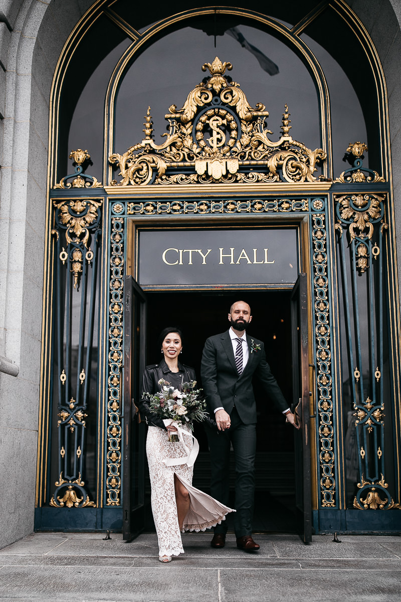 rainy-san-francisco-city-hall-presidio-elopement-49