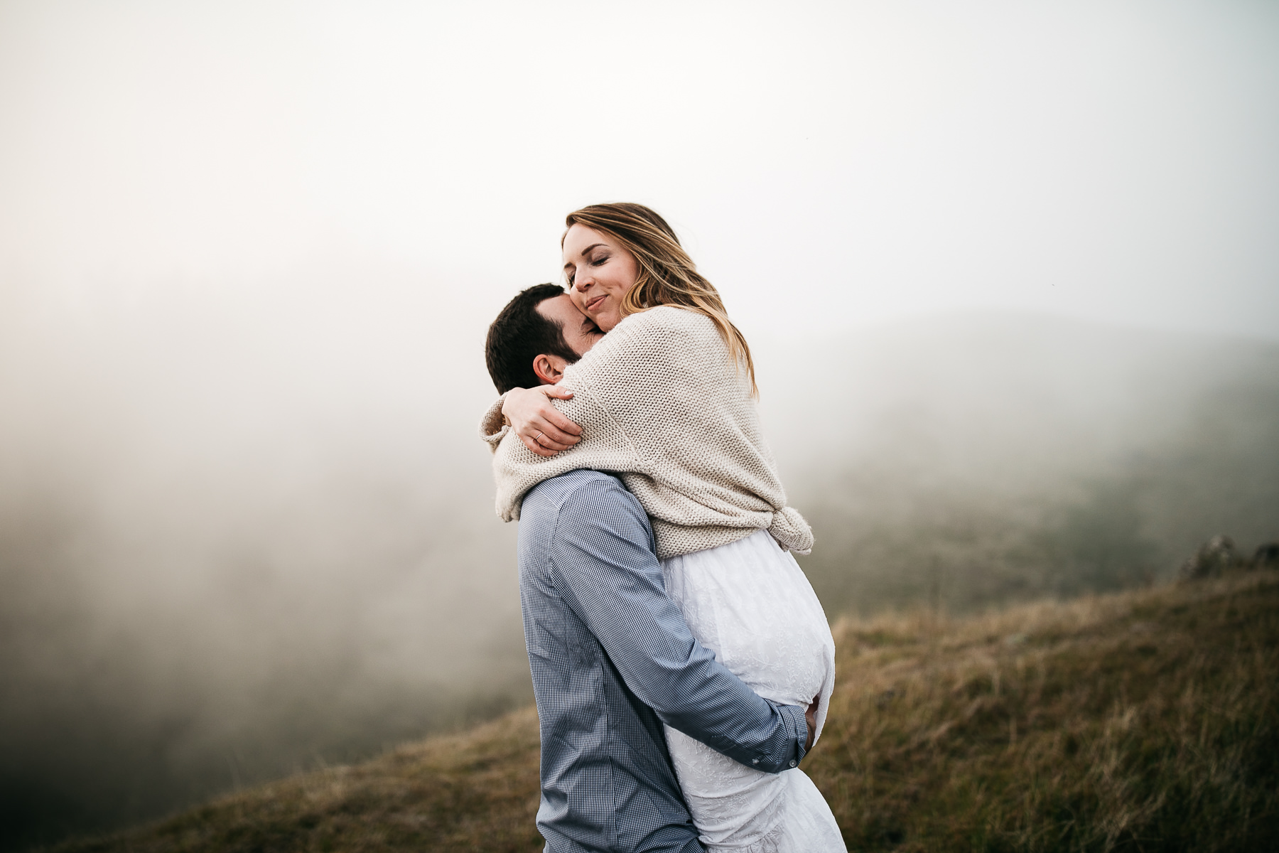 mt-tam-foggy-winter-engagement-session-australian-shepherd-puppy-37