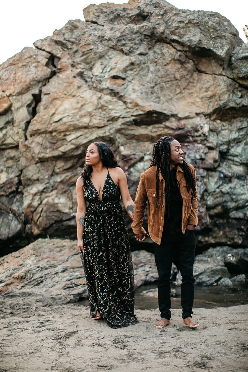 muir-beach-ca-spring-lifestyle-engagement-session-29