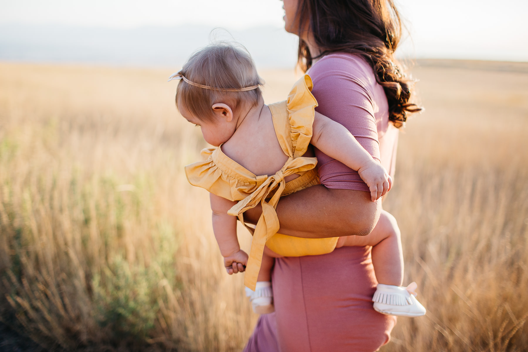 salt-lake-city-family-lifestyle-phtpographer-golden-field-23