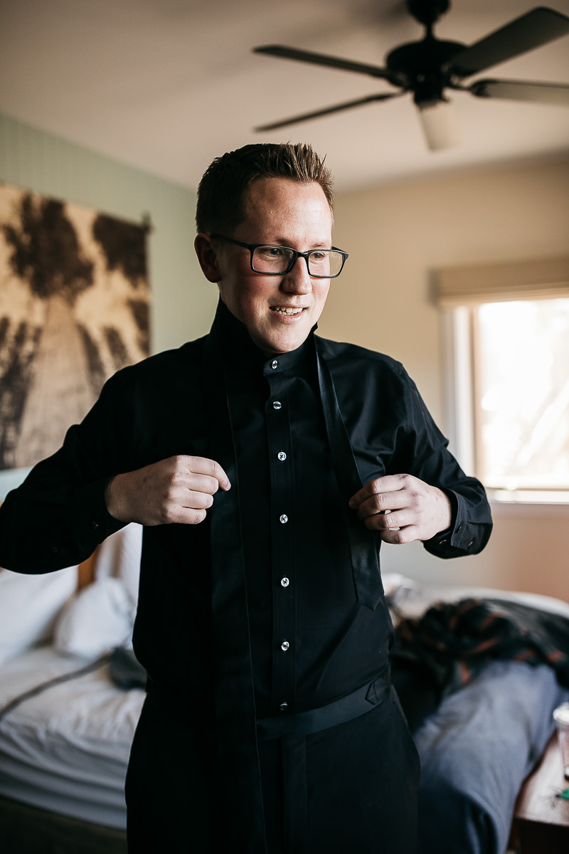 yosemite-rush-creek-fall-wedding-goldendoodle-4