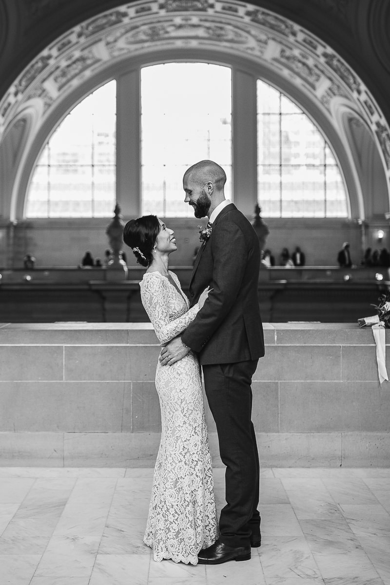 rainy-san-francisco-city-hall-presidio-elopement-35
