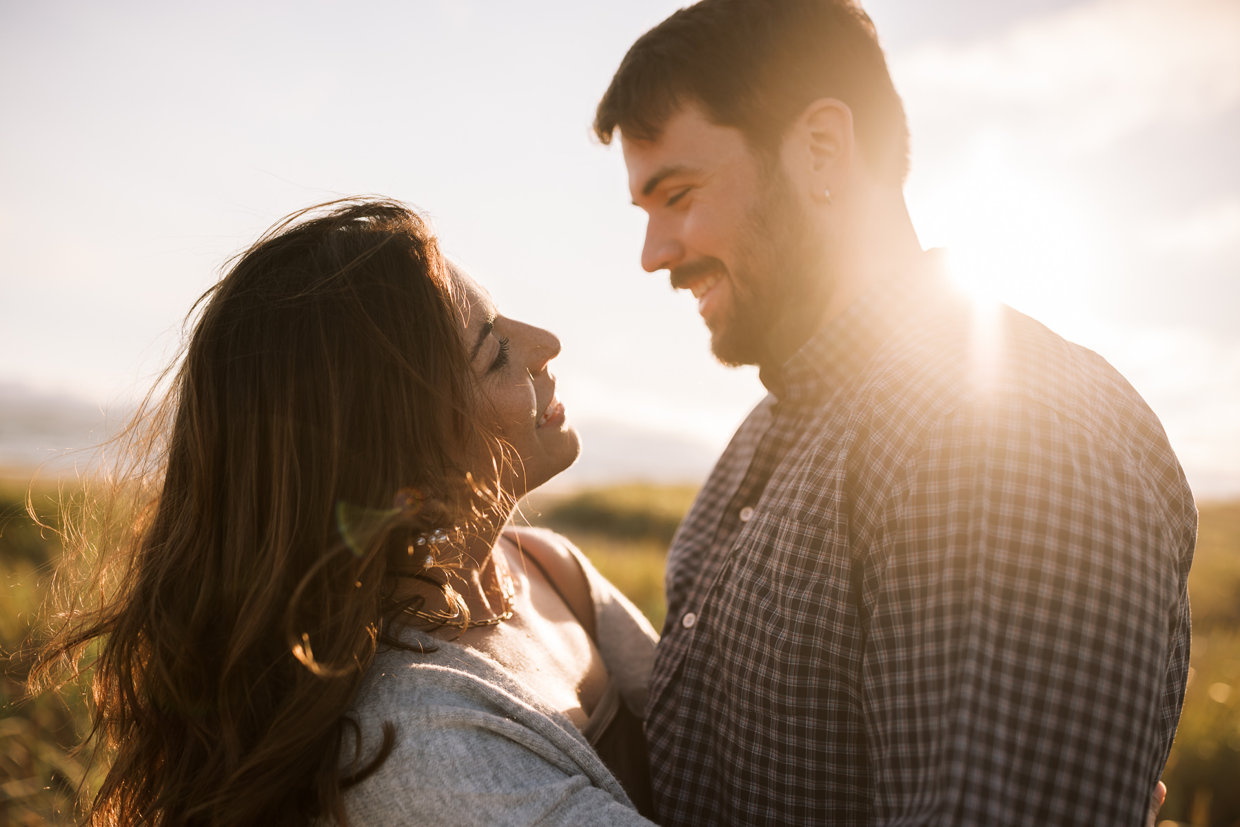 alameda-beach-golden-light-engagement-session-4
