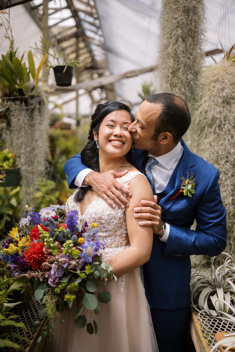 Pacifica-shelldance-orchid-gardens-summer-wedding-42