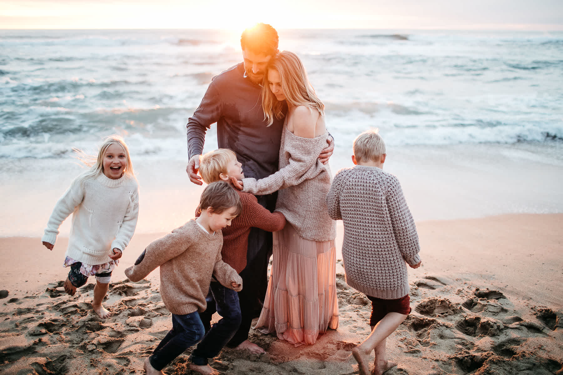 half-moon-bay-ca-sunset-family-lifestyle-session-golden-light-48