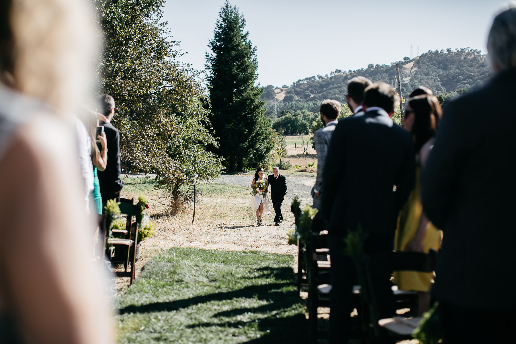 vacaville-ca-summer-hillside-wedding-22