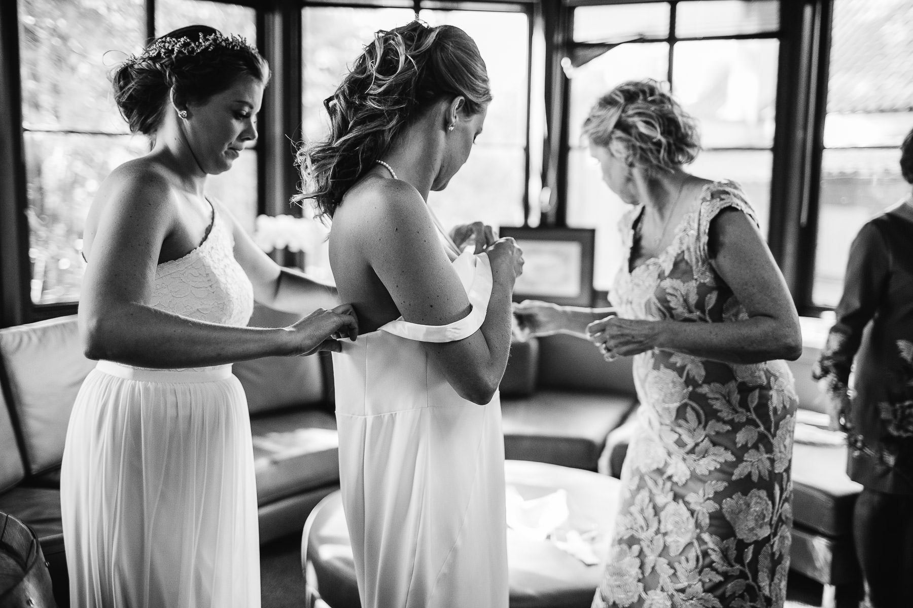 applewood-inn-Guerneville-ca-fall-wedding-day-11