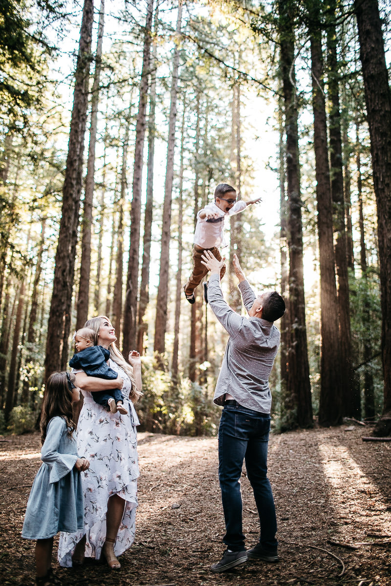 oakland-redwoods-morning-light-joaquin-miller-park-lifestyle-session-24