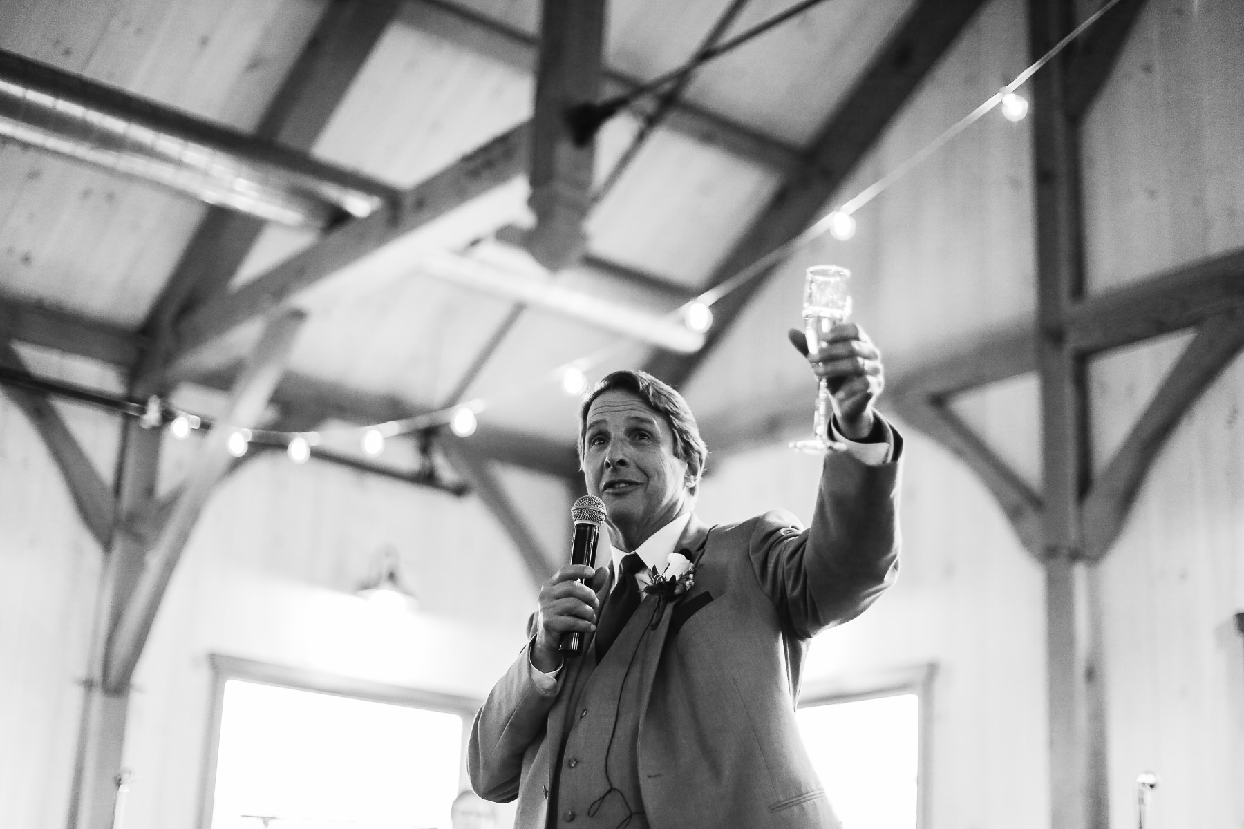 Pennsylvania-Newton-Rosebank-winery-spring-lifestyle-wedding-131