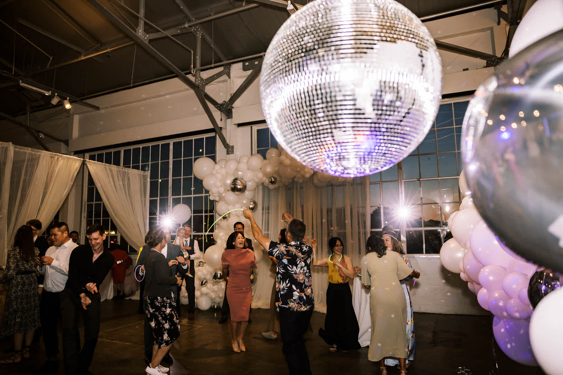 San-Francisco-Gallery-308-disco-balls-graphic-designer-wedding-160