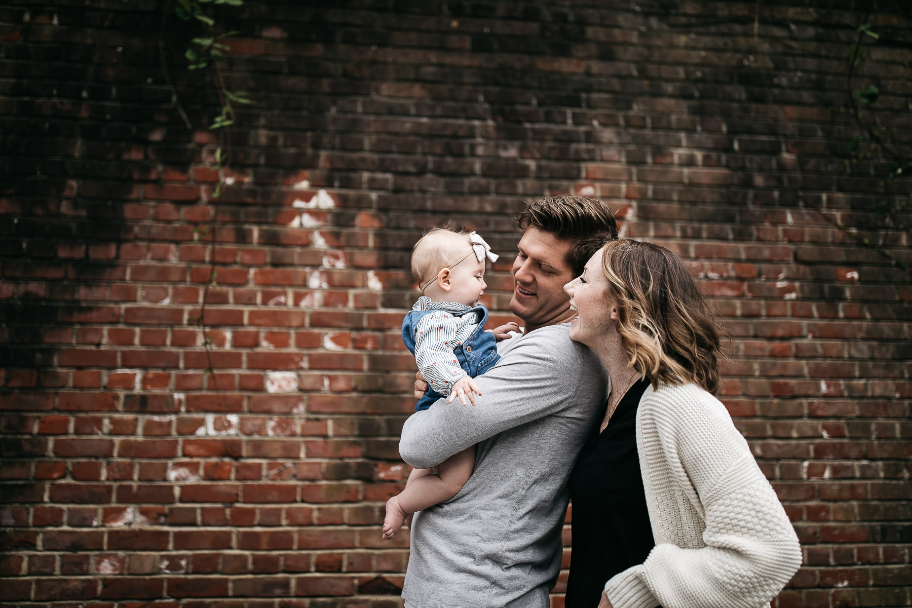 presidio-urban-family-baker-beach-cloudy-session-7