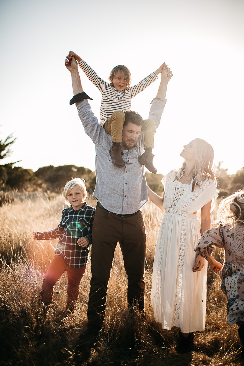 half-moon-bay-golden-cliffside-family-session-7