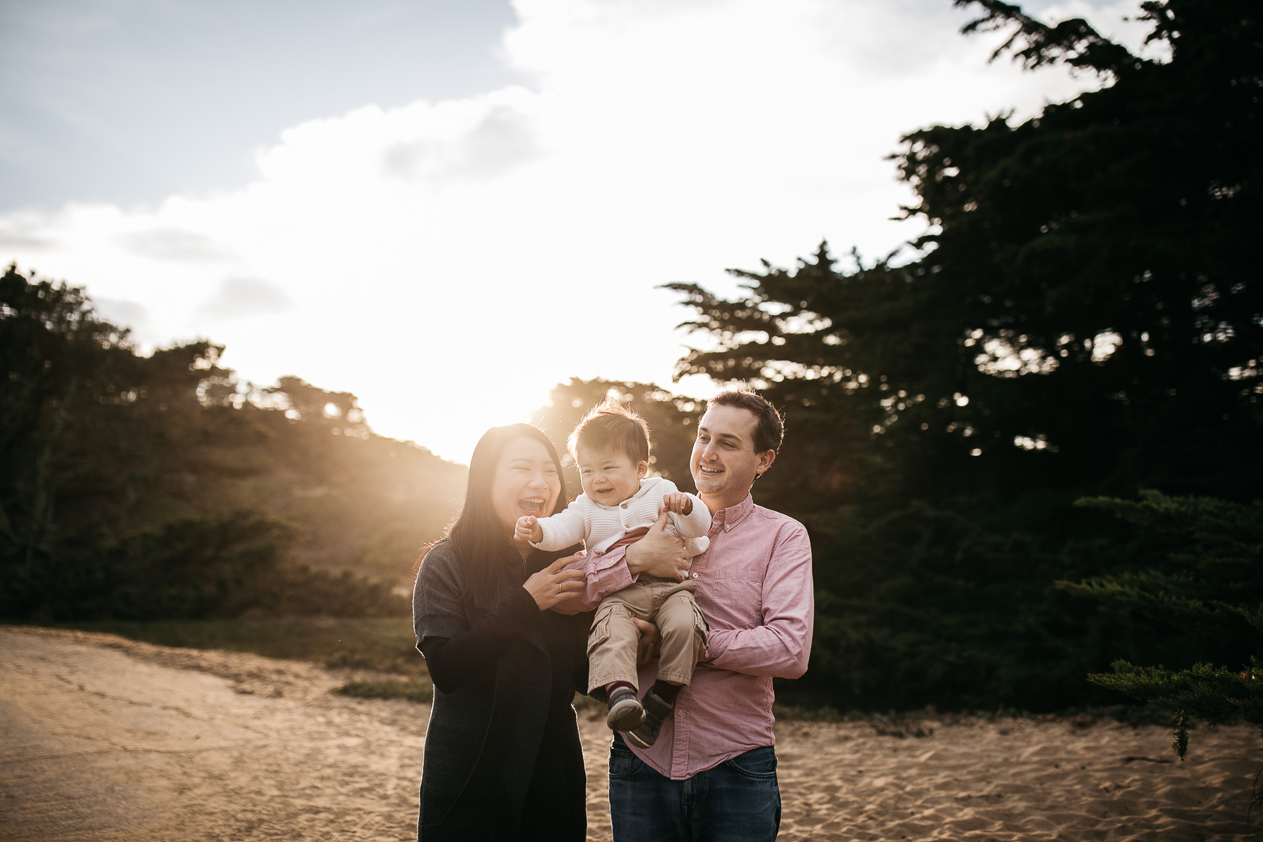fort-funston-golden-light-winter-family-session-one-year-old-8