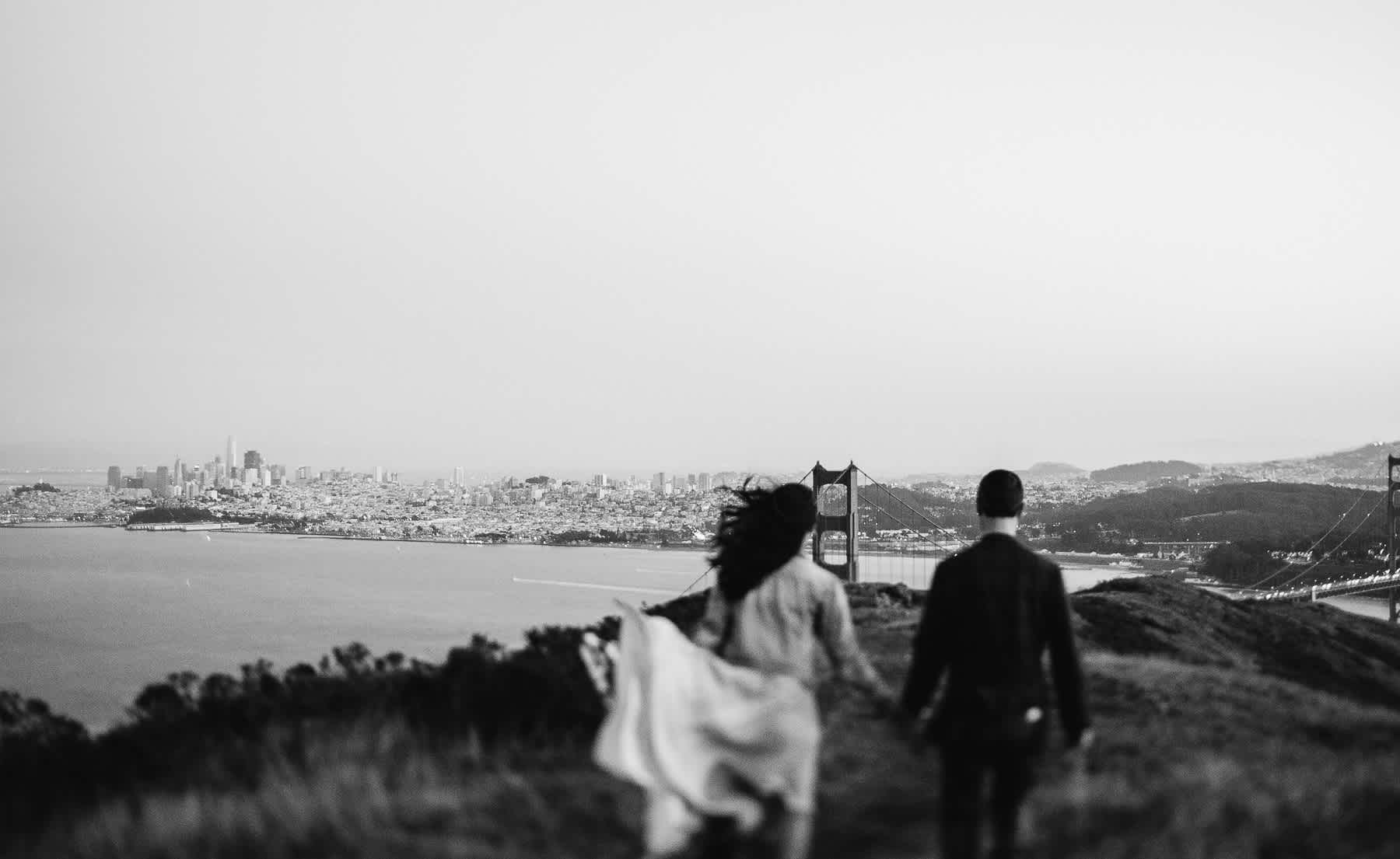 marin-headlands-redwood-golden-gate-bridge-engagement-session-42