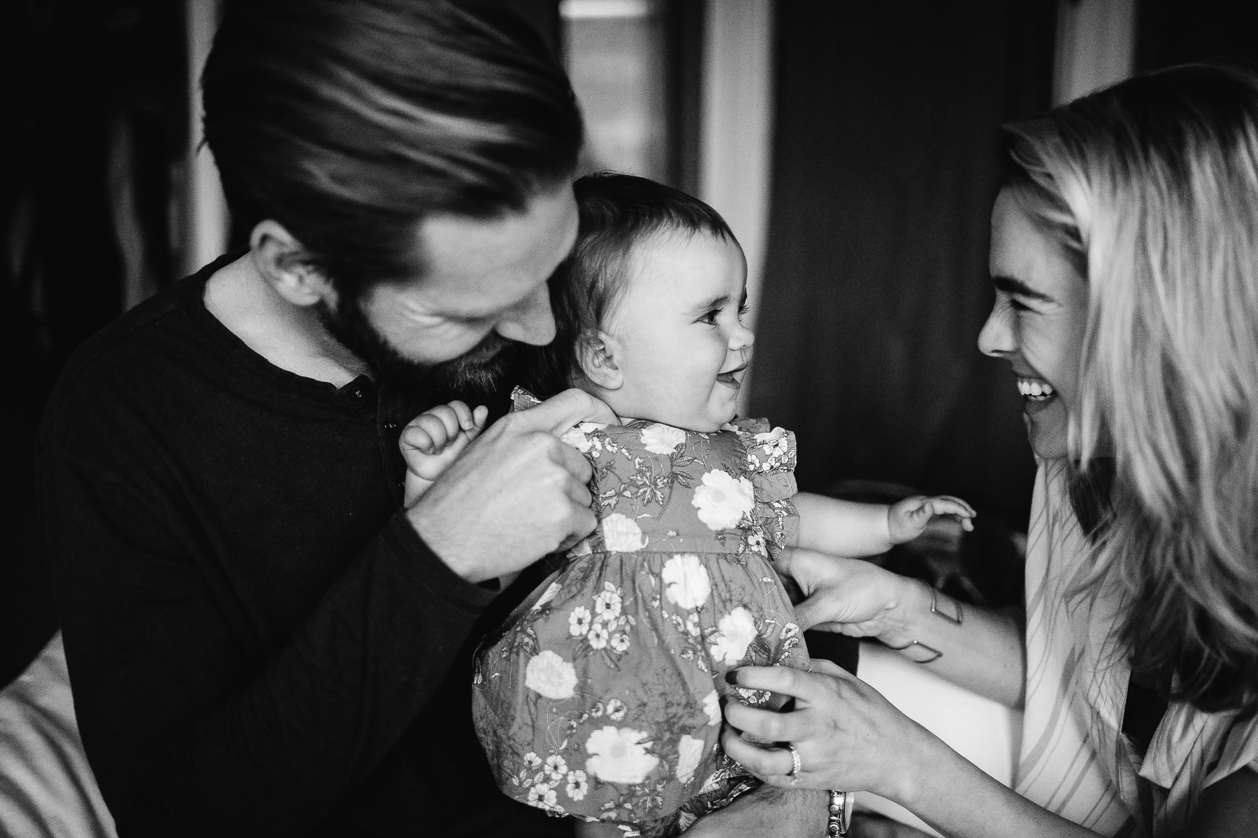 san-francisco-gloomy-spring-one-year-old-lifestyle-family-session-37