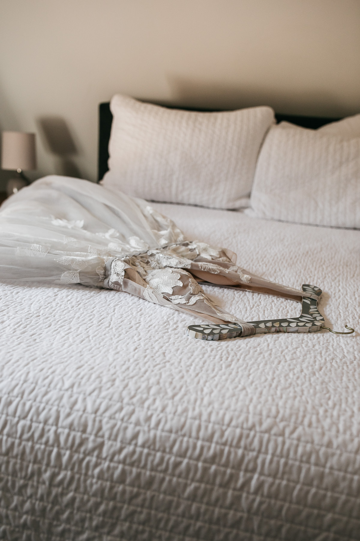 yosemite-cathedral-lake-hiking-sunset-elopement-7