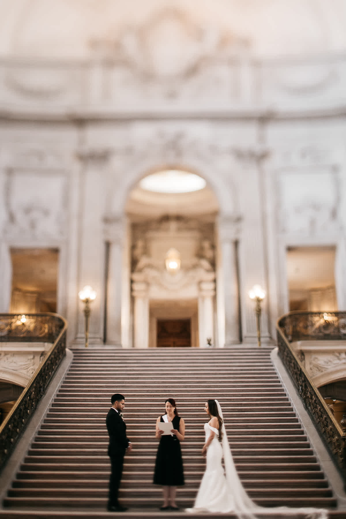 san-francisco-city-hall-wedding-del-popolo-reception-18