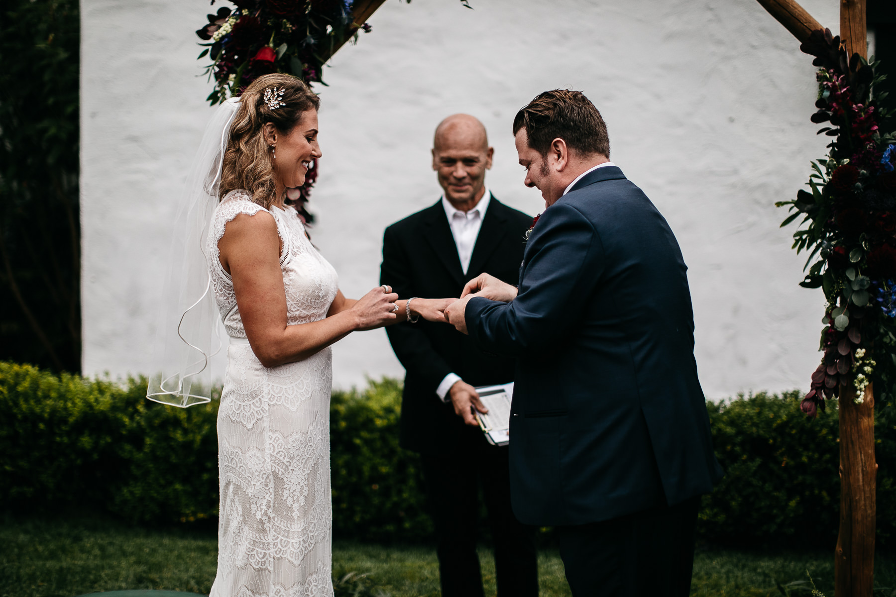 muir-beach-pelican-inn-foggy-wedding-54