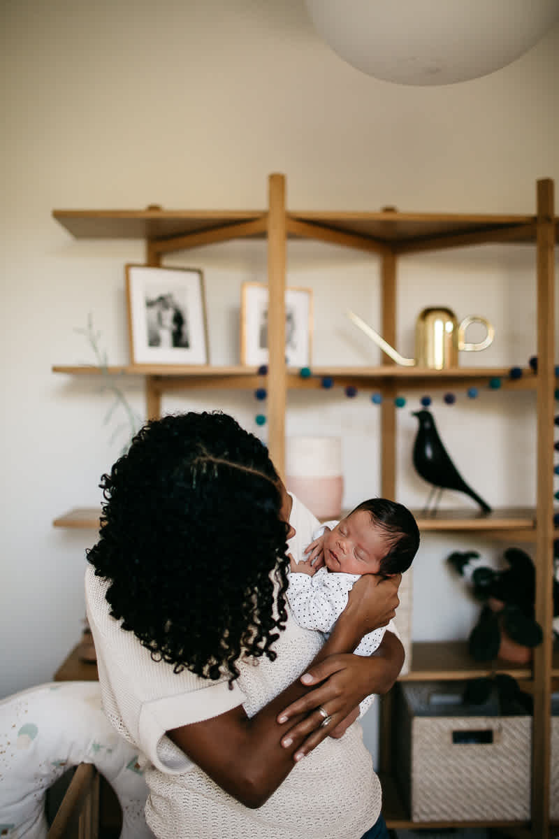 san-francisco-in-home-lifestyle-newborn-session-49