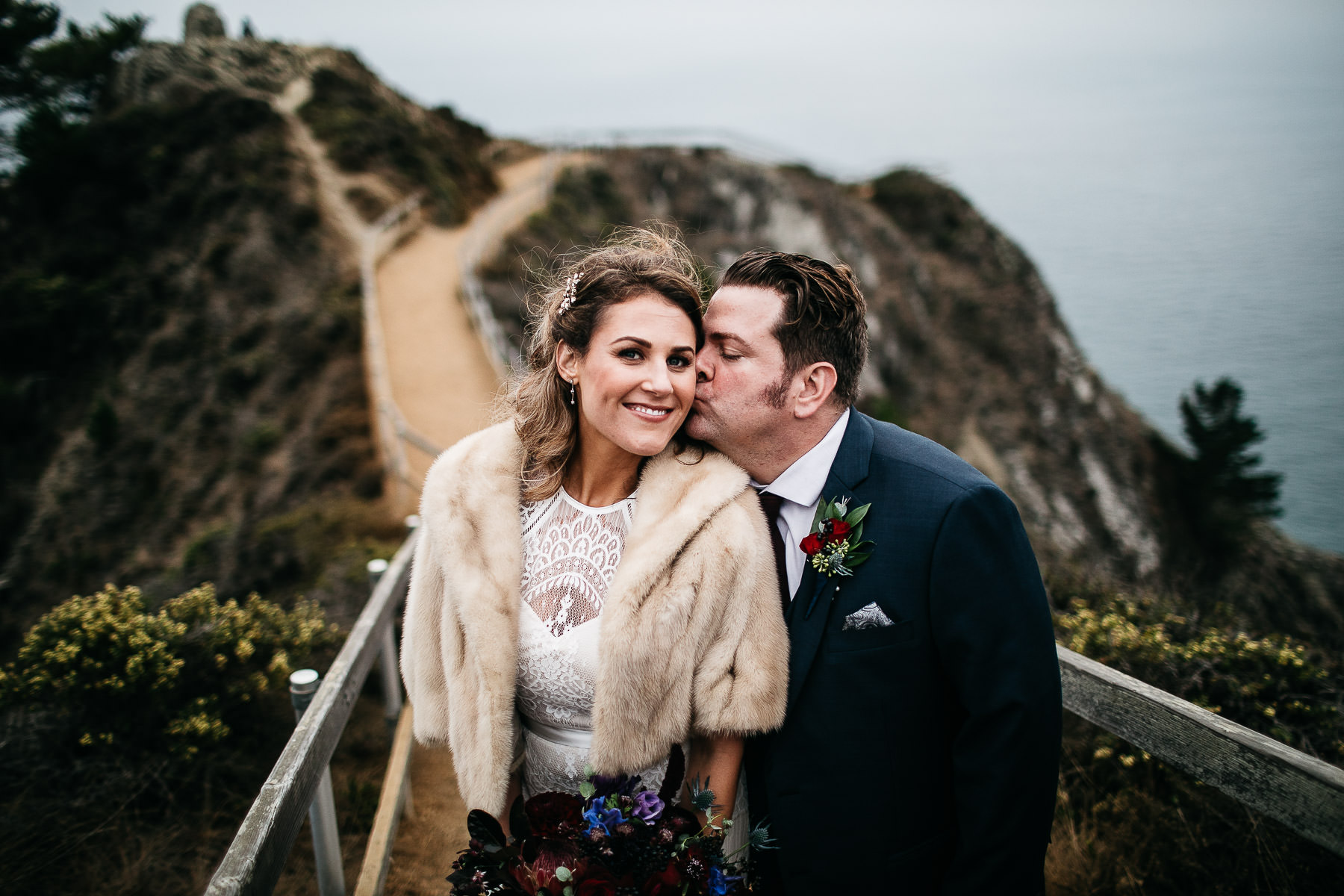 muir-beach-pelican-inn-foggy-wedding-97