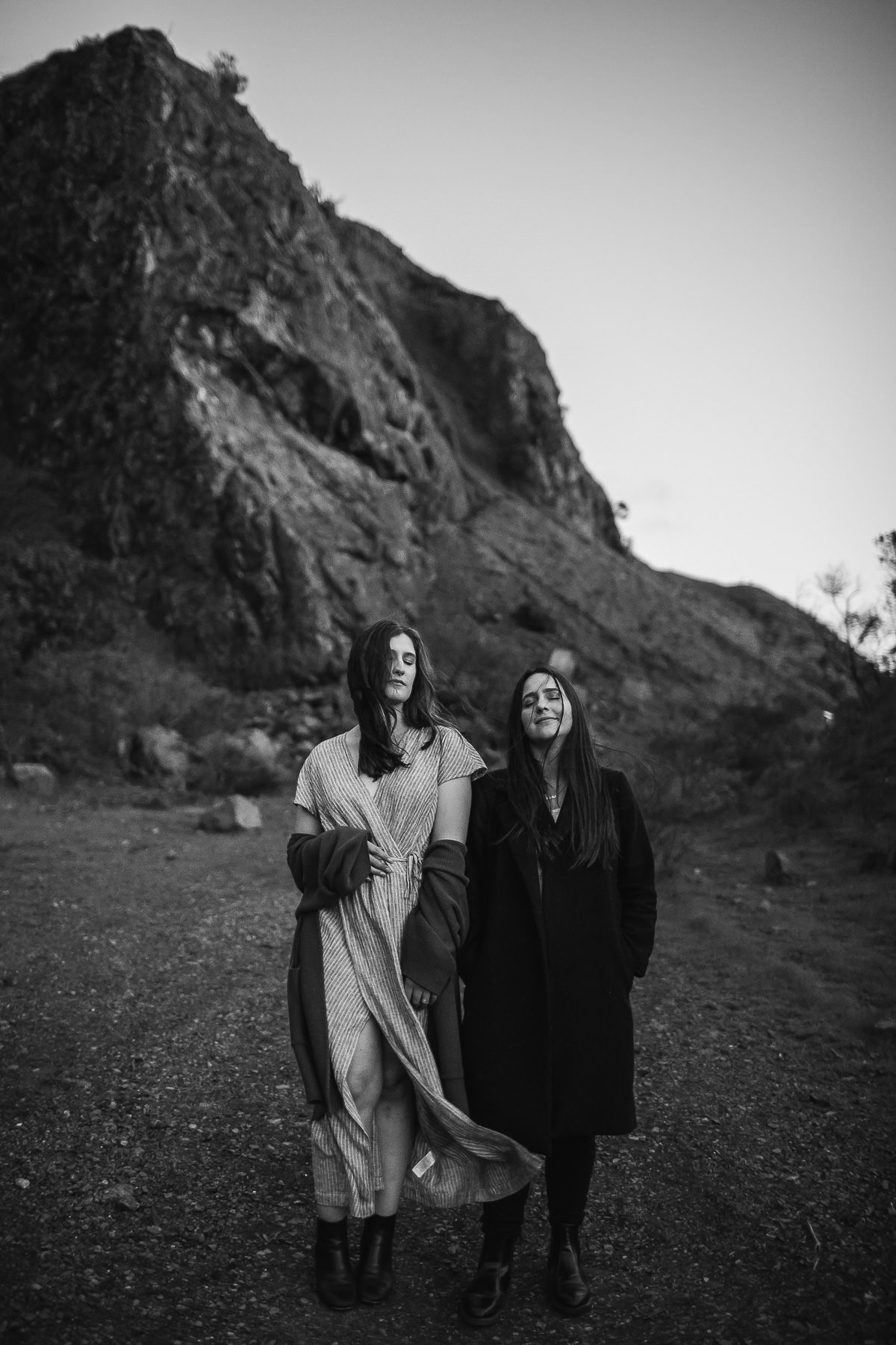 oakland-hills-sunset-engagement-golden-light-session-35