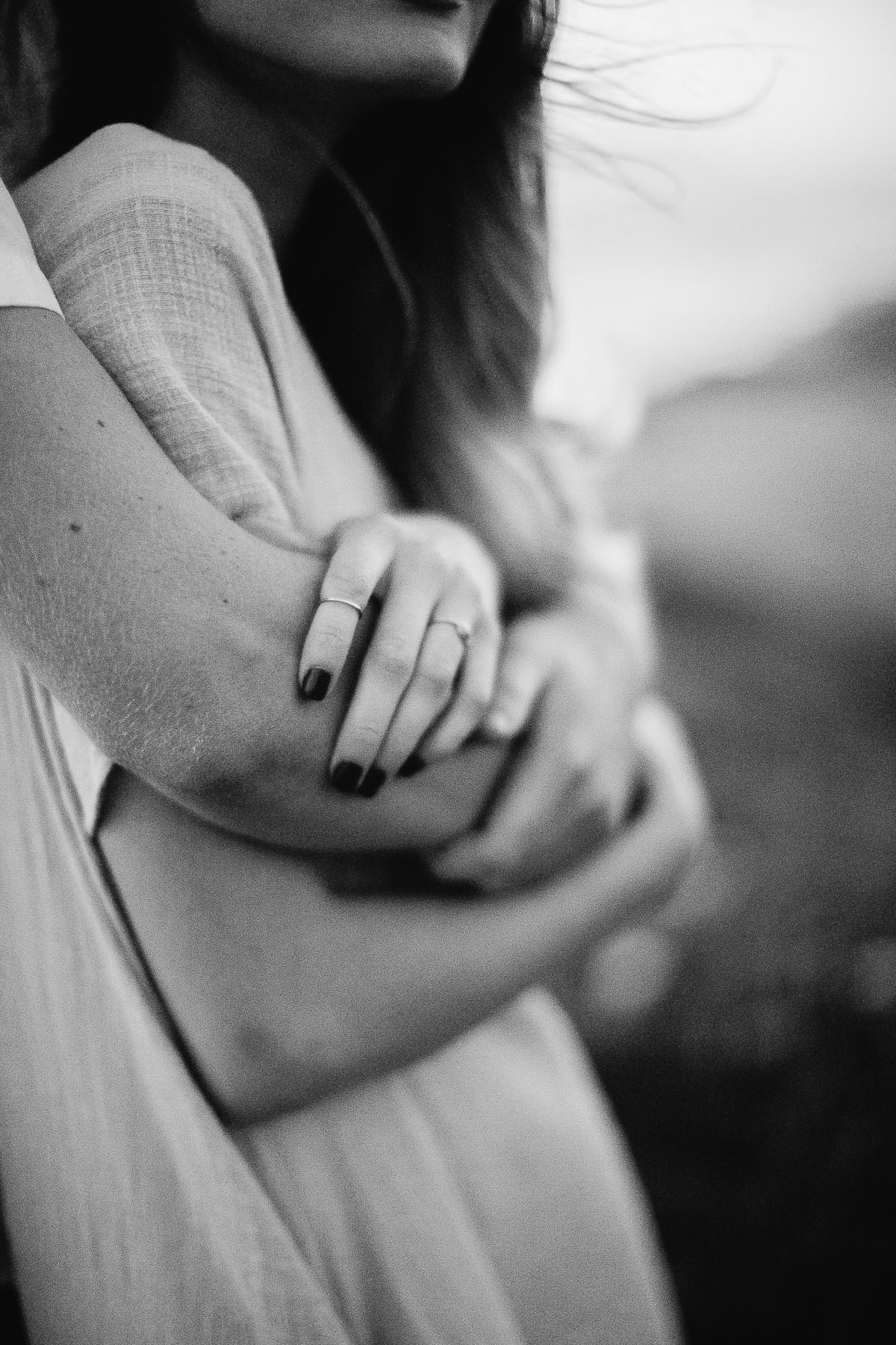 summer-san-francisco-lifestyle-coastal-engagement-session-59