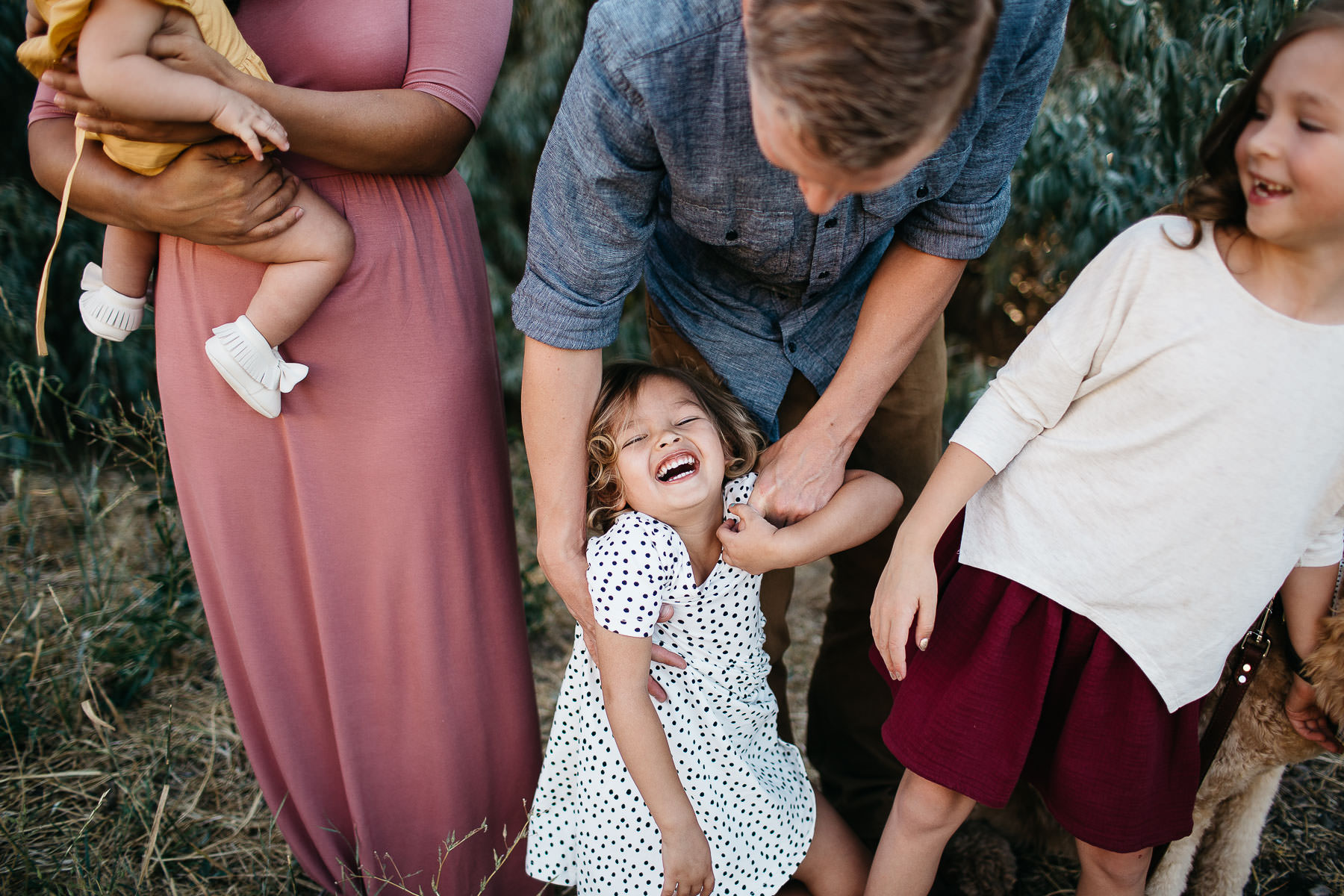 salt-lake-city-family-lifestyle-phtpographer-golden-field-3