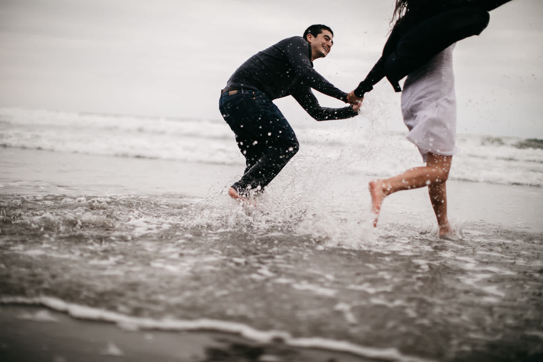 fort-funston-foggy-fun-beach-water-engagement-session-77